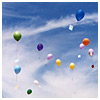 Aufsteigende Luftballons